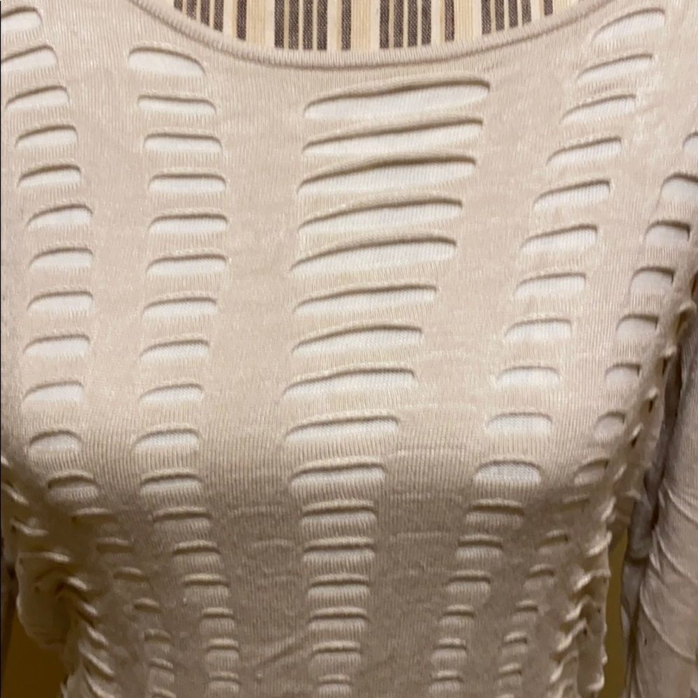 EXPRESS sweater   - Picture 3 of 4